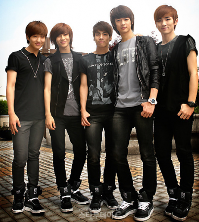SHINee
